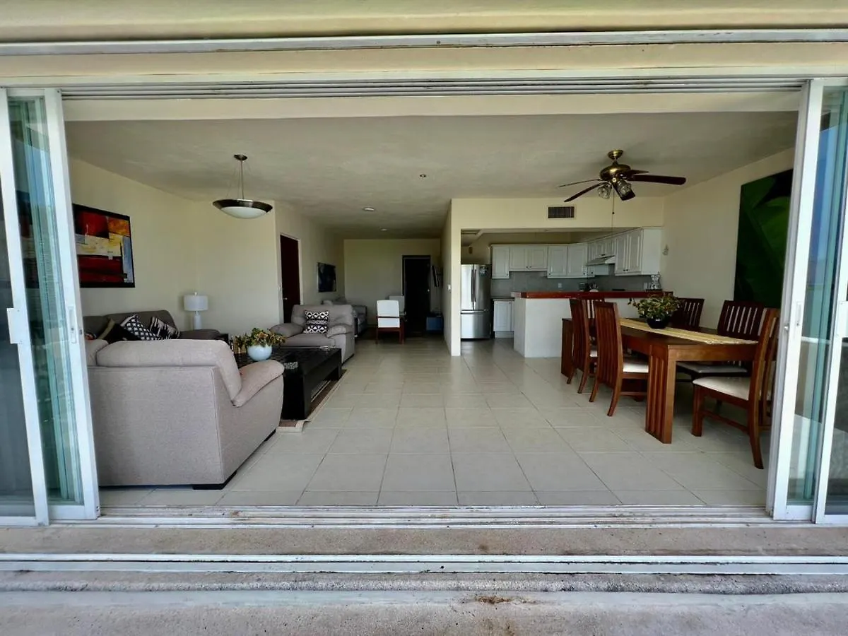 Apartment Waterfront Condo Hotel Zone, Pool & Wi-Fi Cancun